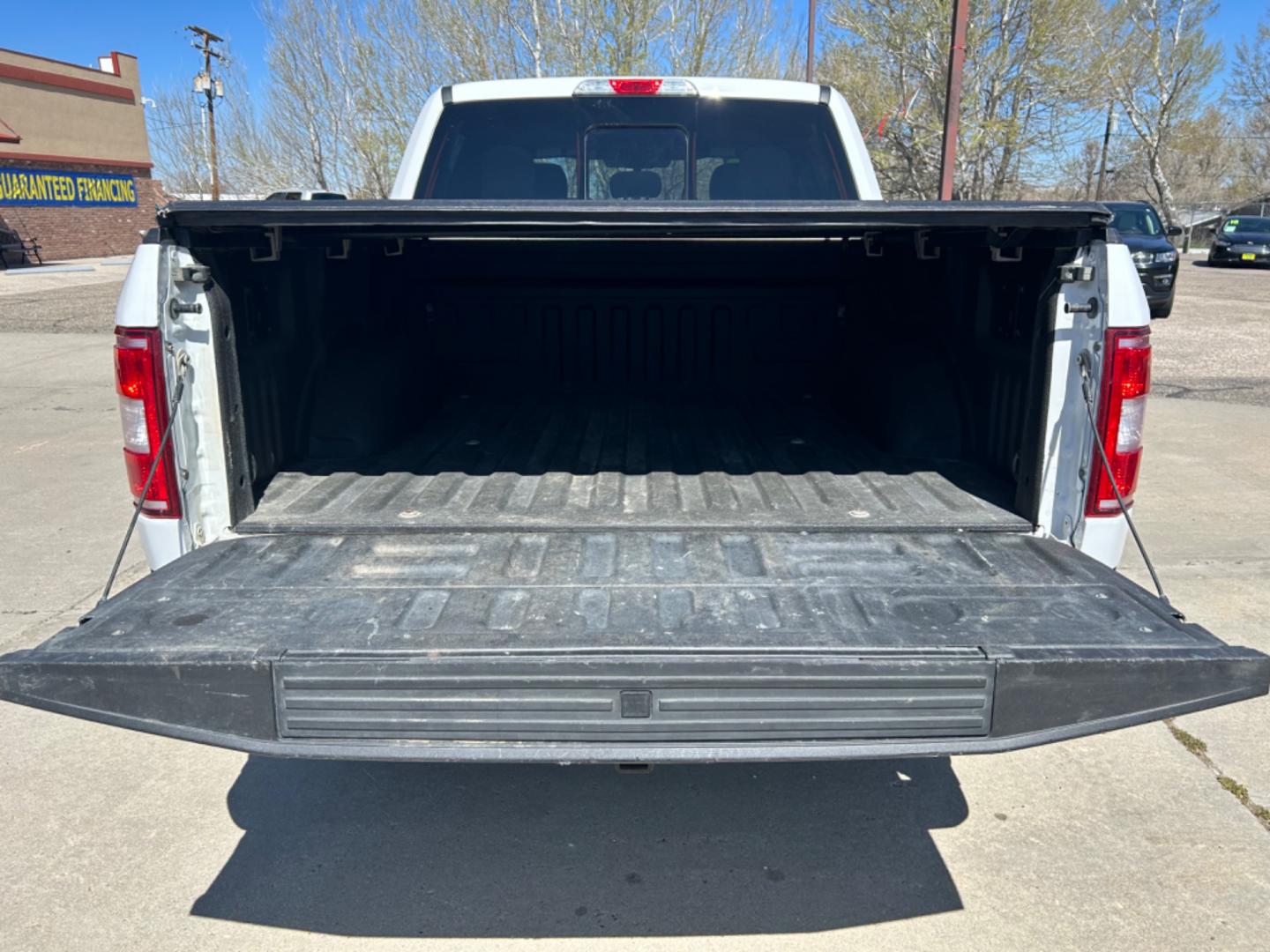 2019 WHITE Ford F-150 XLT FX4 (1FTEW1E47KF) with an V6, 3.5L engine, Automatic transmission, located at 3030 CY Ave, Casper, WY, 82604, (307) 265-3830, 42.827816, -106.357483 - Looking for a reliable, powerful truck that can tackle any job or adventure? Look no further than this stunning pre-owned 2019 Ford F-150 XLT !<br><br>This robust beast is equipped with a V6, 3.5L engine, delivering impressive power and performance for both work and play. Whether you're hauling heav - Photo#6